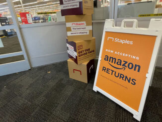 Staples now accepting Amazon.com returns